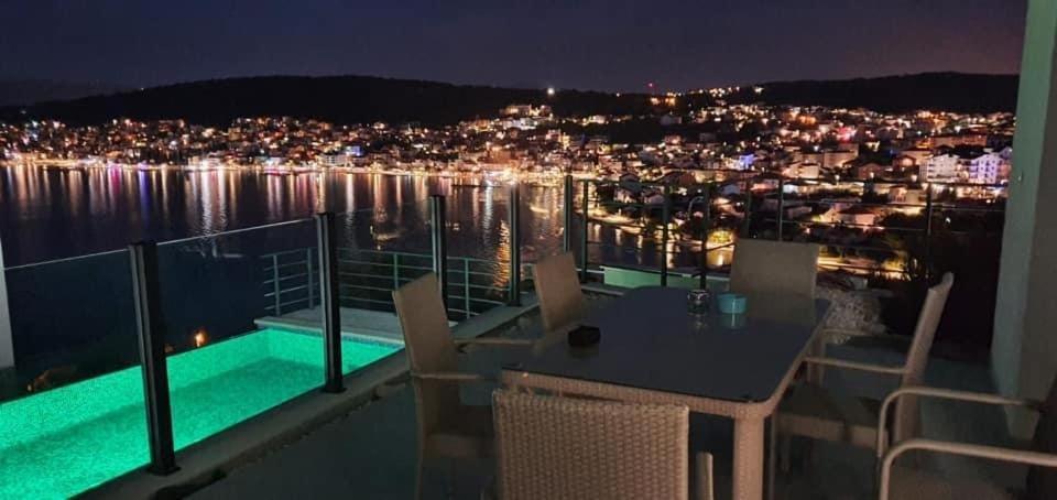 Apartment Julia Trogir Extérieur photo