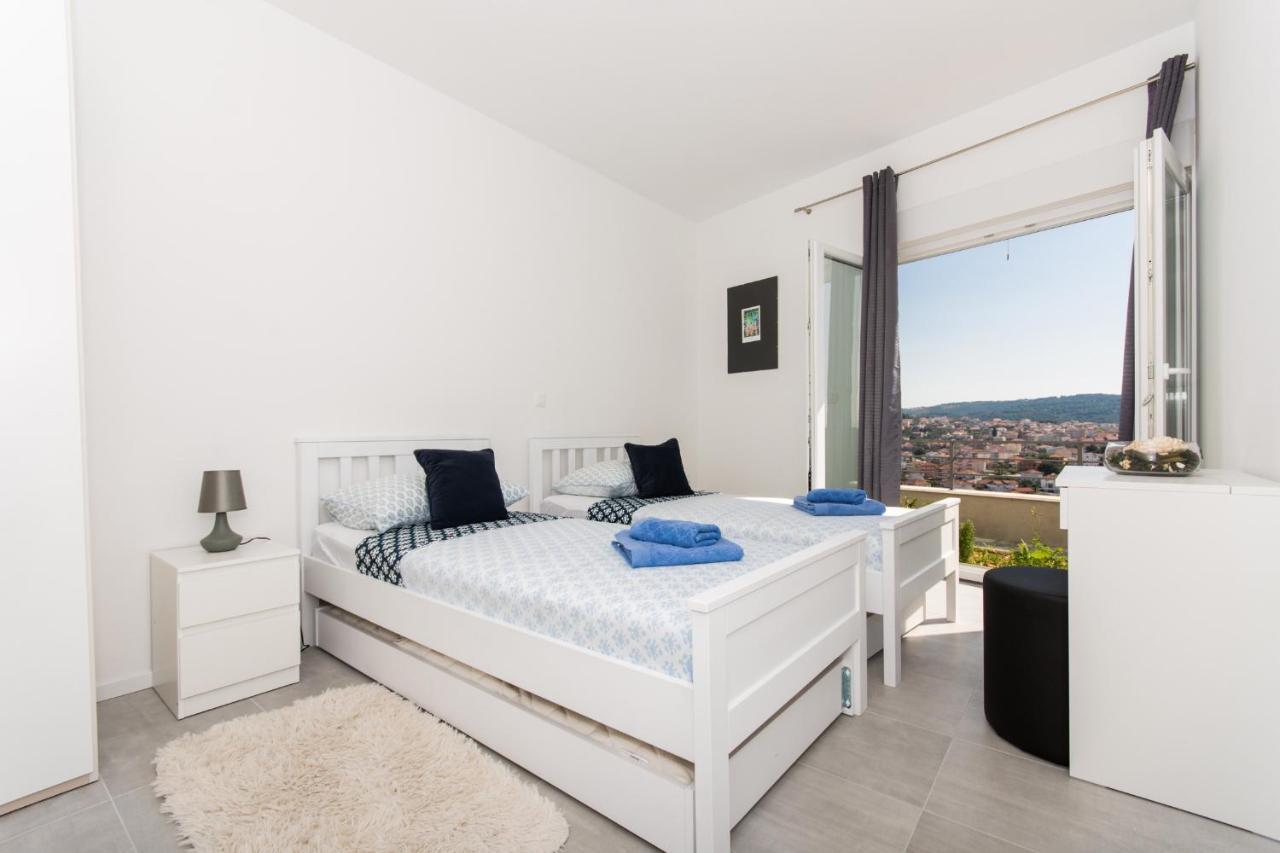 Apartment Julia Trogir Extérieur photo