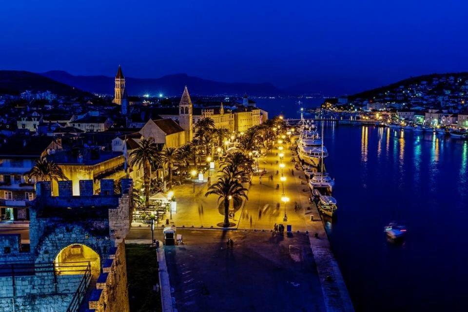 Apartment Julia Trogir Extérieur photo