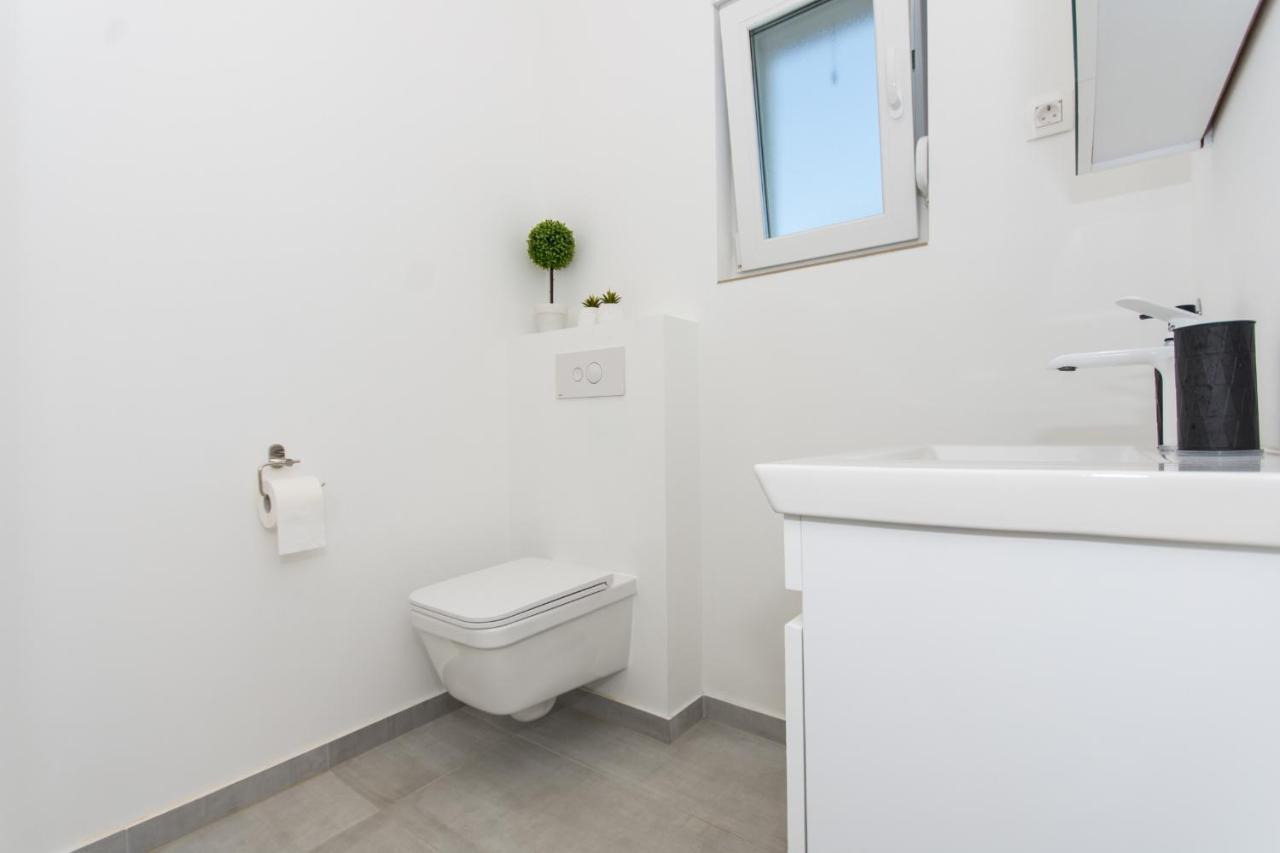 Apartment Julia Trogir Extérieur photo